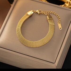 18K Gold color Mesh Chain Bracelet Textured Adjustable Layered Statement Jewelry